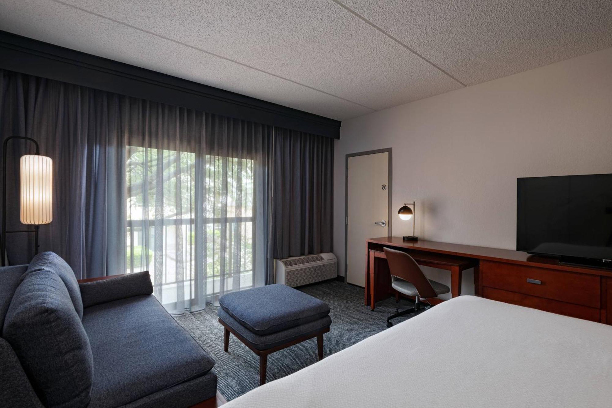 Courtyard By Marriott San Antonio Medical Center Hotell Exteriör bild