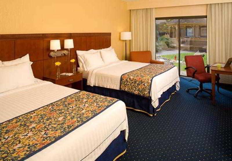 Courtyard By Marriott San Antonio Medical Center Hotell Rum bild